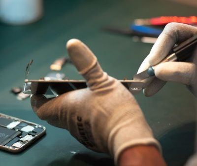 iPhone Screen Repair